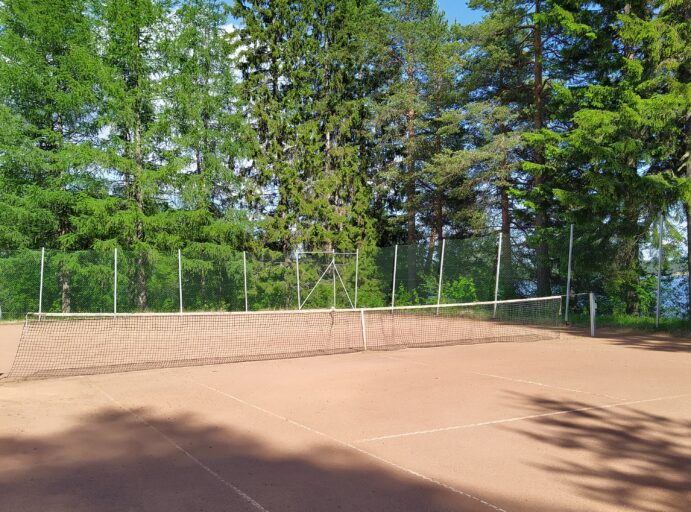 Leivolan tenniskenttä